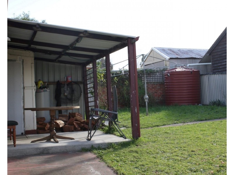 16 Ogden Street, Collie WA 6225