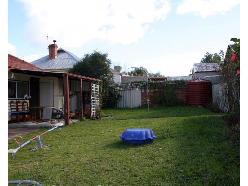 16 Ogden Street, Collie WA 6225