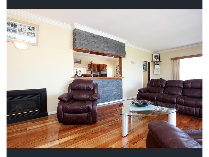 9 Dunstan Street, South Bunbury WA 6230