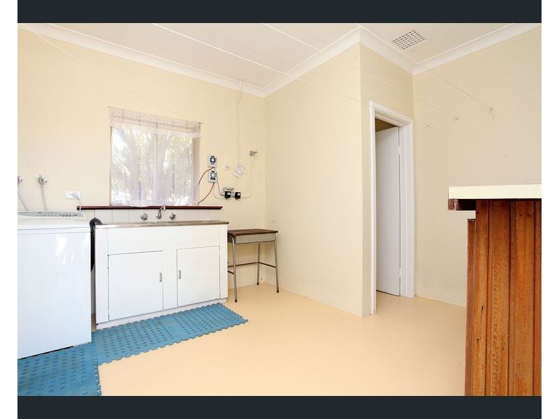 9 Dunstan Street, South Bunbury WA 6230
