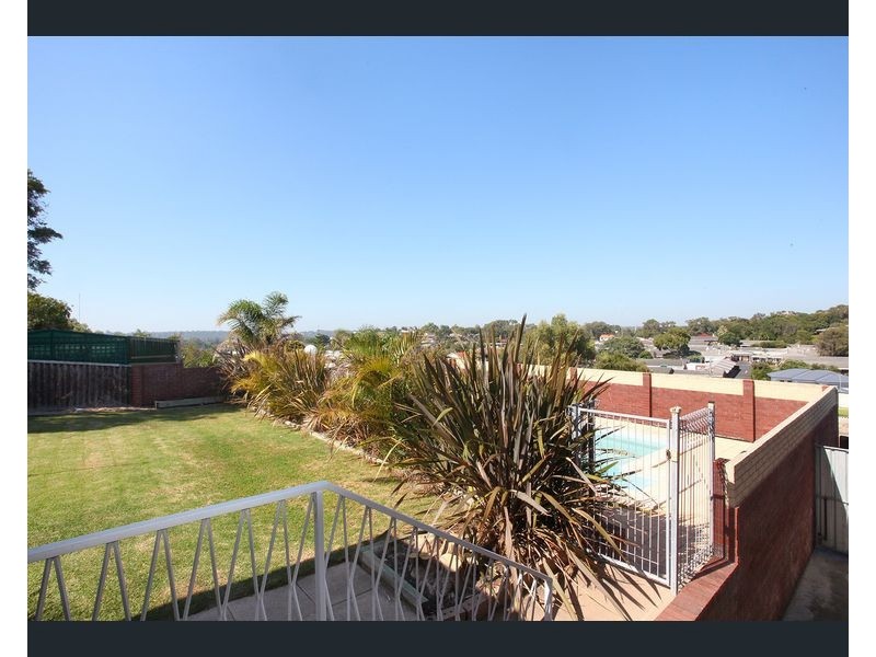 9 Dunstan Street, South Bunbury WA 6230