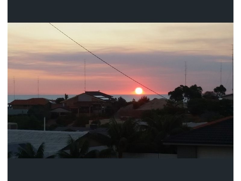 9 Dunstan Street, South Bunbury WA 6230