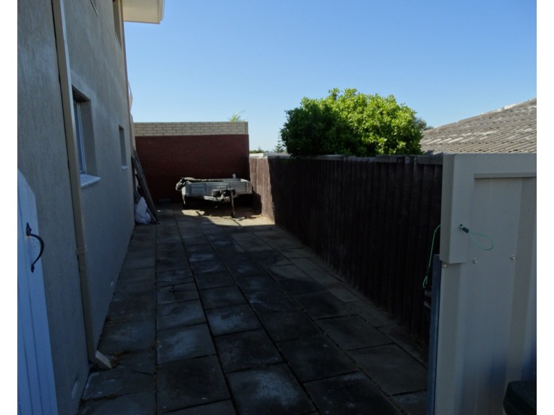 9 Dunstan Street, South Bunbury WA 6230