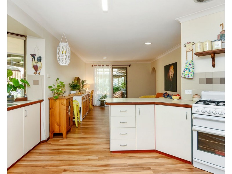 2 Loretta Avenue, Gelorup WA 6230