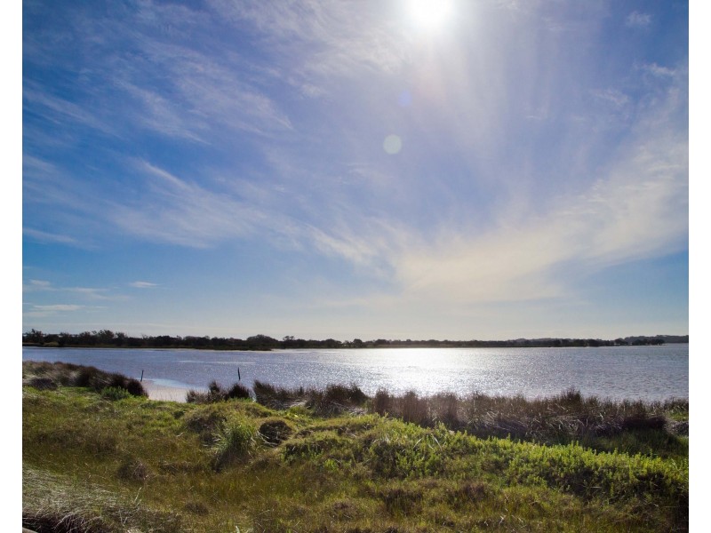 16 Malabor Retreat, Eaton WA 6232