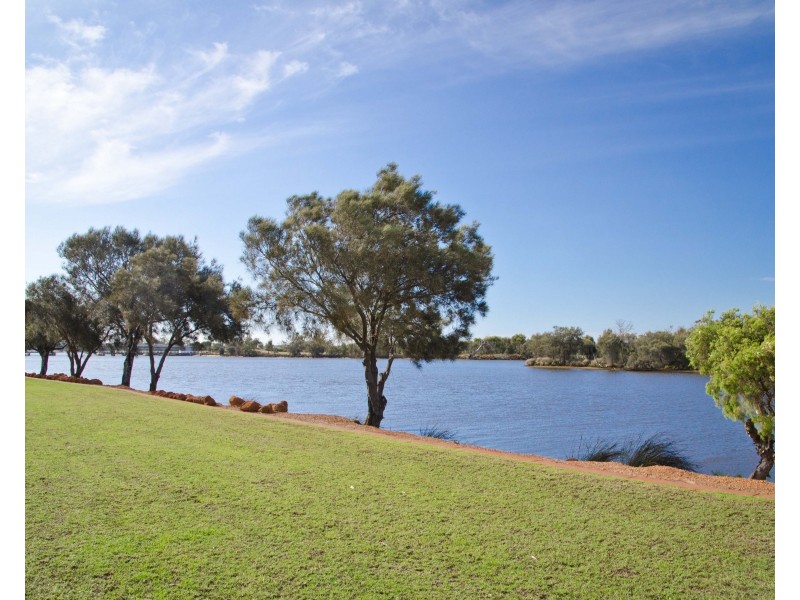 16 Malabor Retreat, Eaton WA 6232