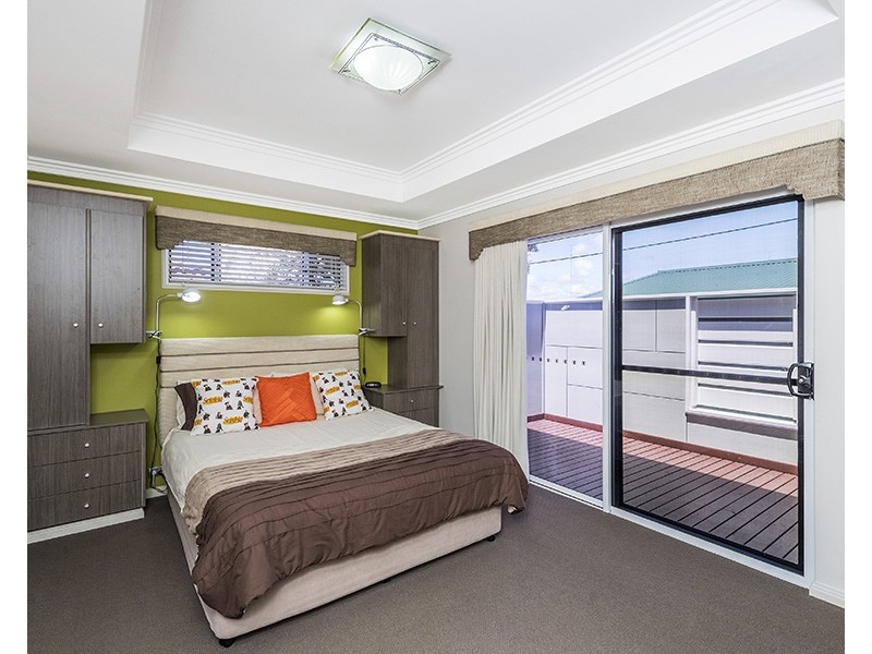 8 Timperley Road, South Bunbury WA 6230