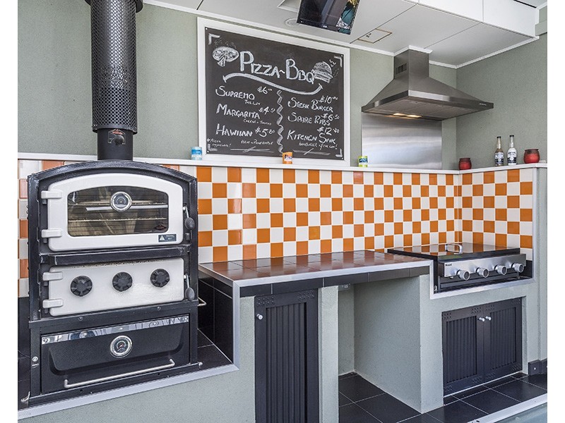 8 Timperley Road, South Bunbury WA 6230