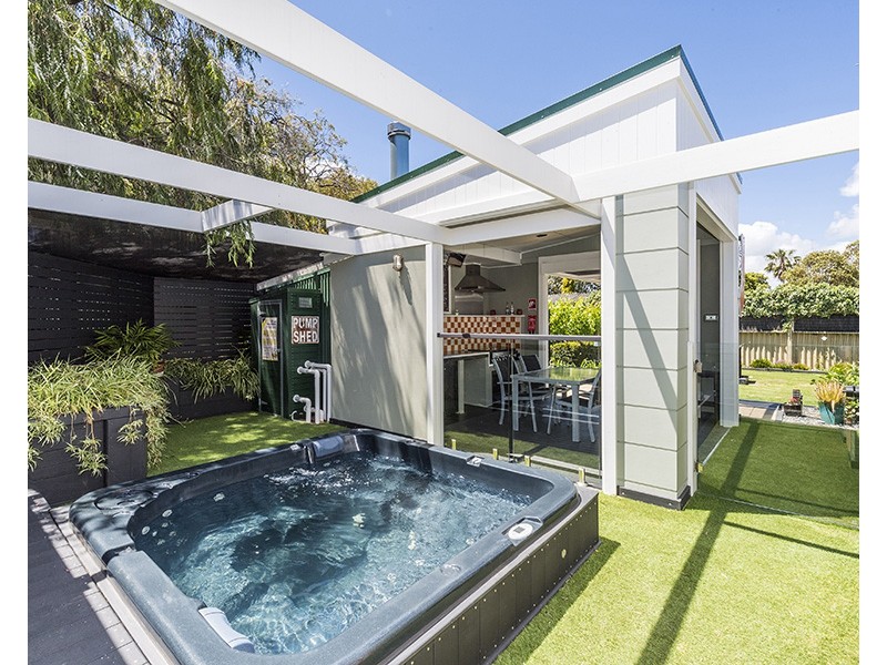 8 Timperley Road, South Bunbury WA 6230