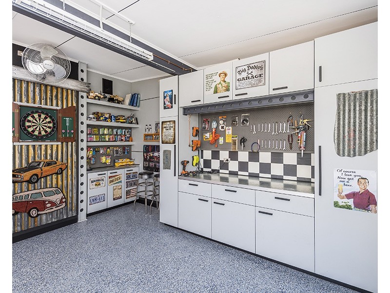 8 Timperley Road, South Bunbury WA 6230