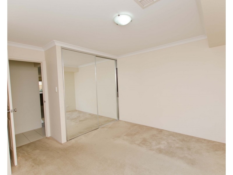 8 Thetis Link, Dalyellup WA 6230