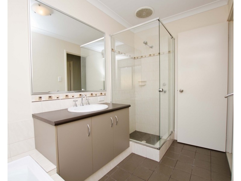 8 Thetis Link, Dalyellup WA 6230