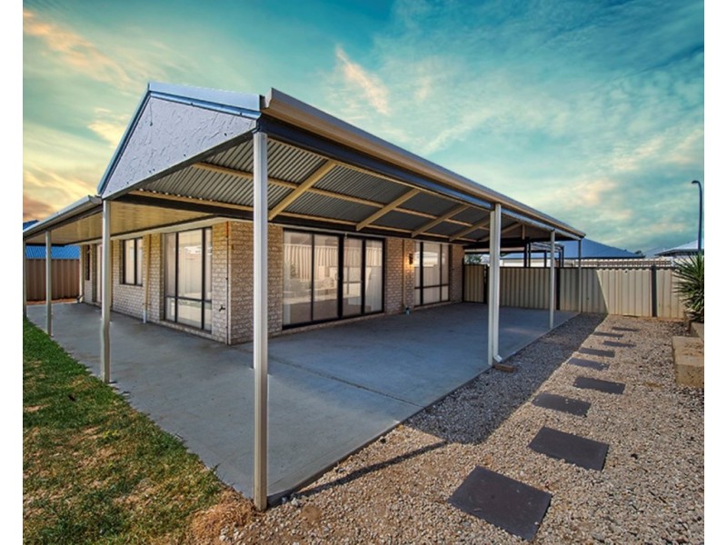 12 Durack Street, Dalyellup WA 6230