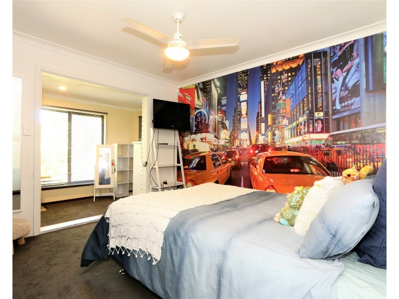 6 Sarah Place, Usher WA 6230