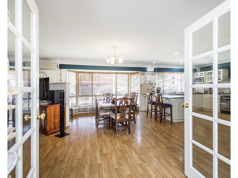 61 Braidwood Drive, Australind WA 6233