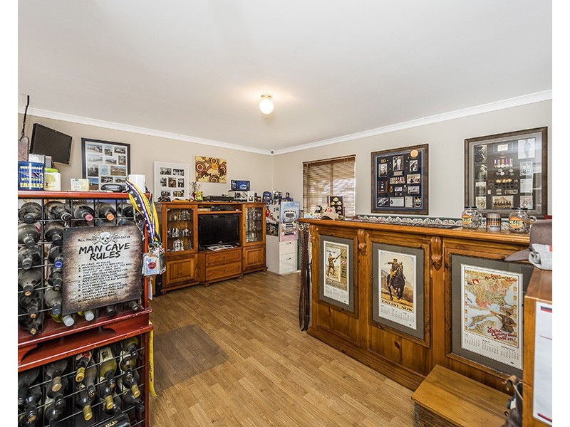 61 Braidwood Drive, Australind WA 6233