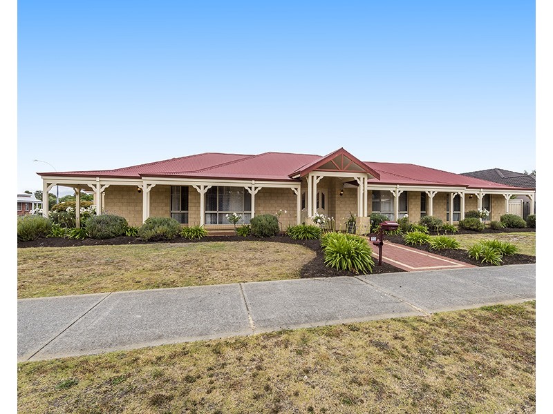 61 Braidwood Drive, Australind WA 6233