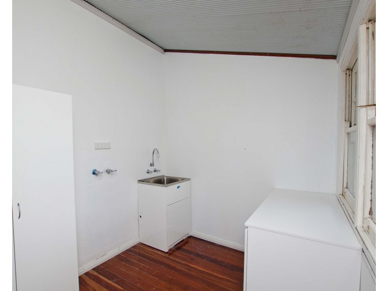 10 Gibbs Street, Carey Park WA 6230