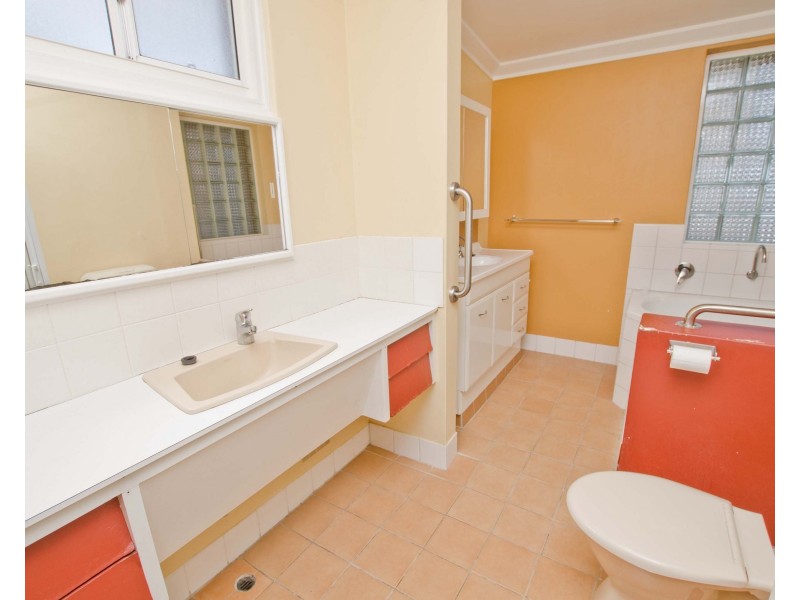 20 Cooke Street, South Bunbury WA 6230