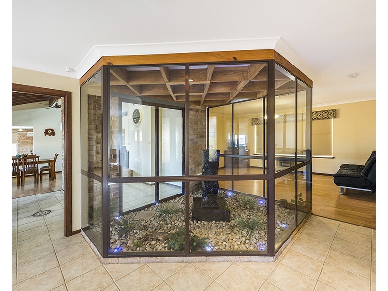 42 Barnes Avenue, Australind WA 6233