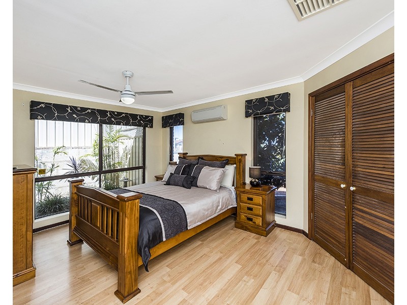 42 Barnes Avenue, Australind WA 6233