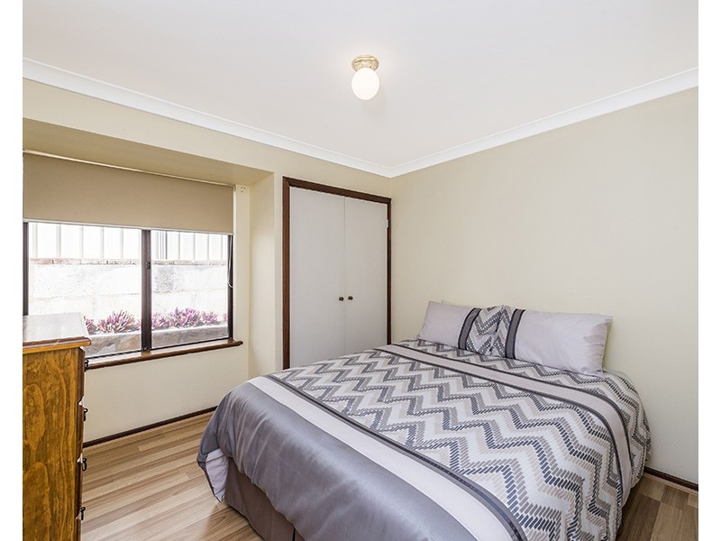 42 Barnes Avenue, Australind WA 6233