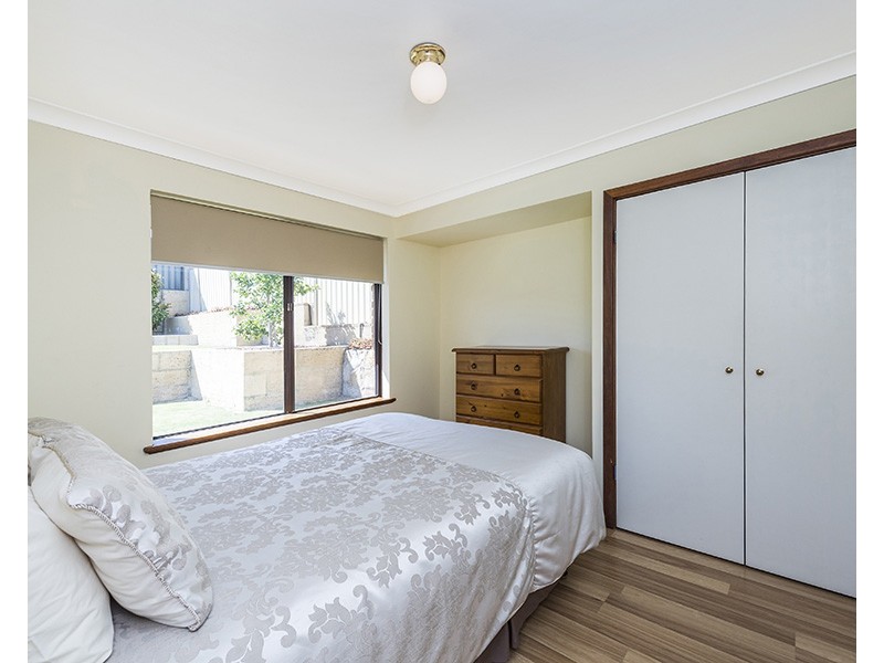 42 Barnes Avenue, Australind WA 6233