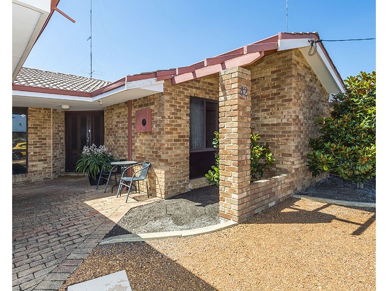42 Barnes Avenue, Australind WA 6233