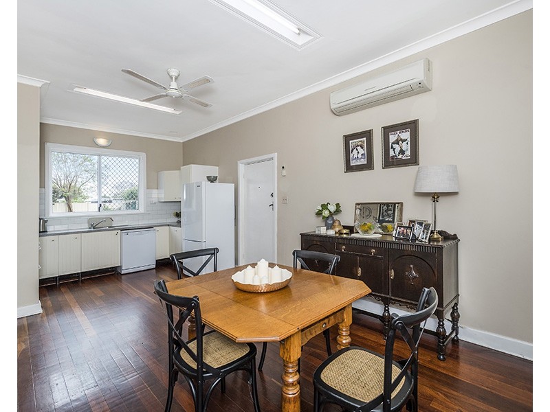 22 Carma Avenue, Collie WA 6225