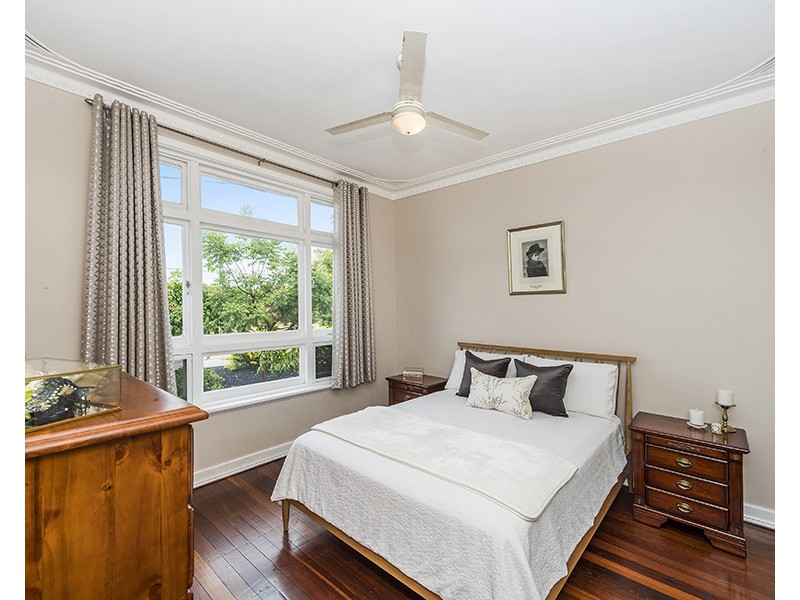 22 Carma Avenue, Collie WA 6225