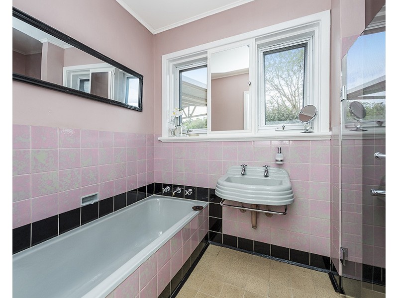 22 Carma Avenue, Collie WA 6225