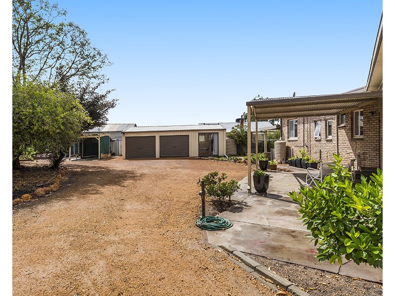 22 Carma Avenue, Collie WA 6225