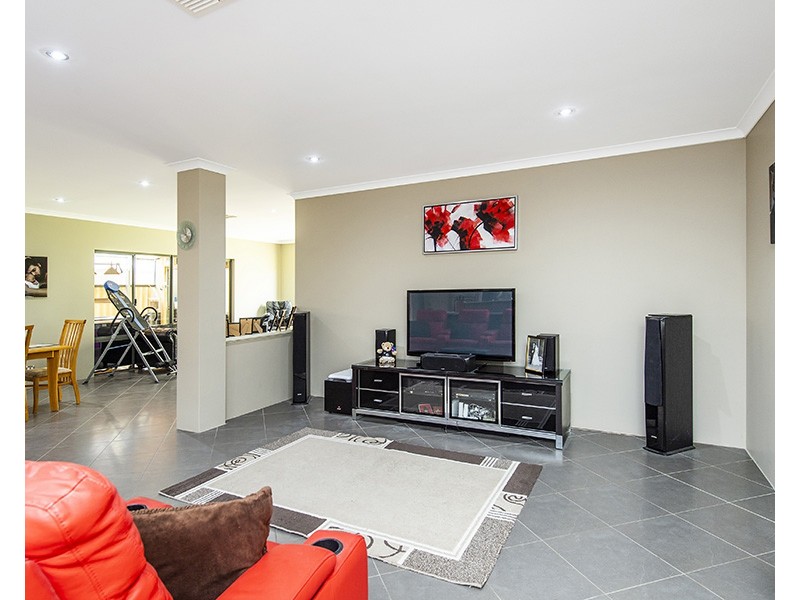 103 Maidment Parade, Dalyellup WA 6230