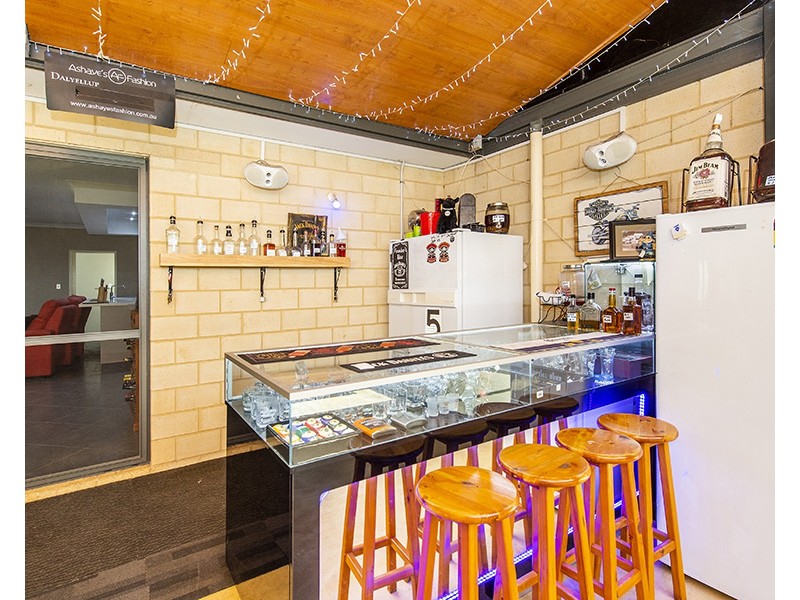 103 Maidment Parade, Dalyellup WA 6230