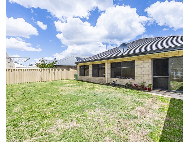 103 Maidment Parade, Dalyellup WA 6230