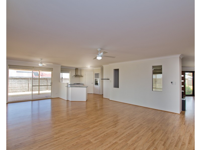 45 Chisholm Road, Dalyellup WA 6230