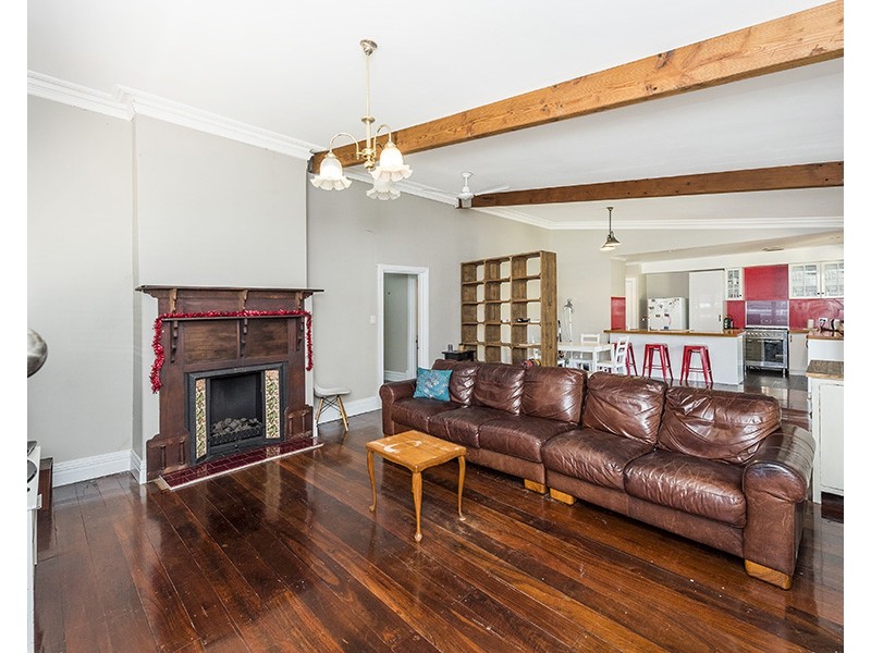 8 Oakley Street, Bunbury WA 6230