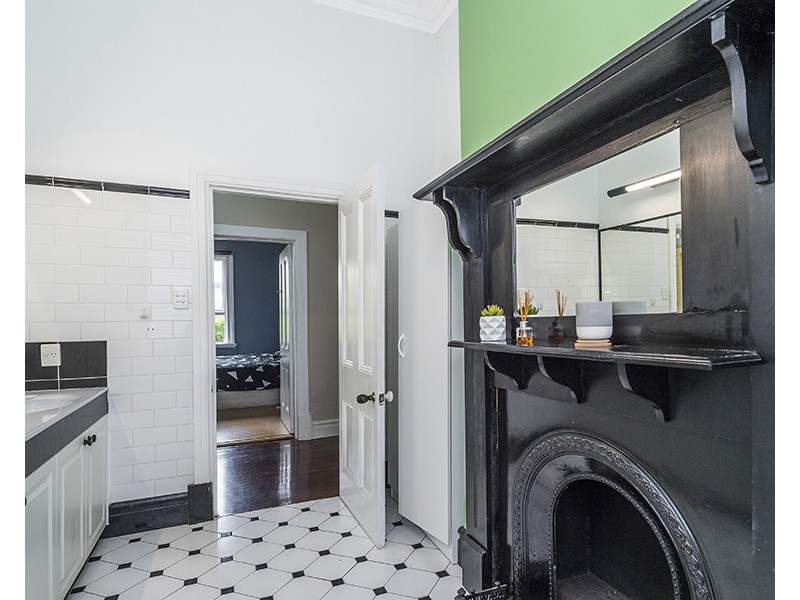 8 Oakley Street, Bunbury WA 6230