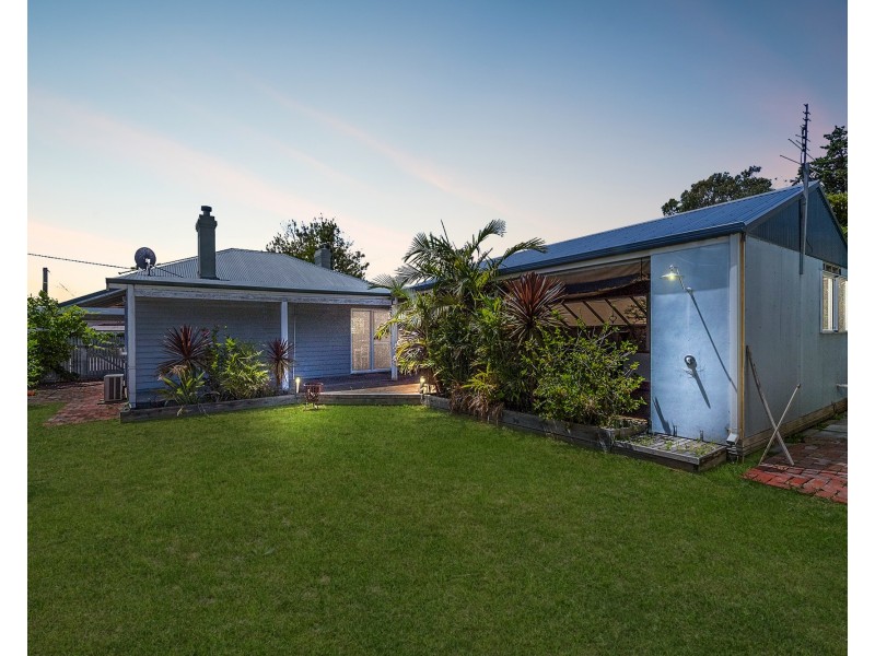 8 Oakley Street, Bunbury WA 6230