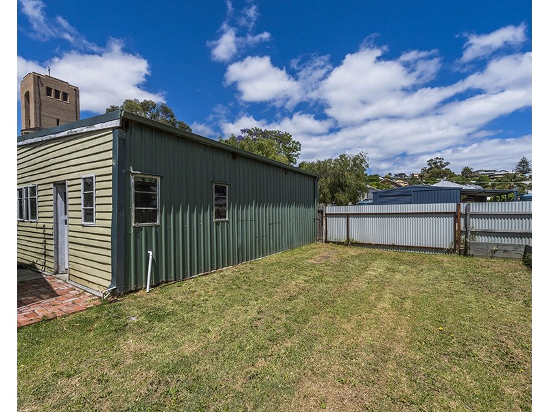 8 Oakley Street, Bunbury WA 6230