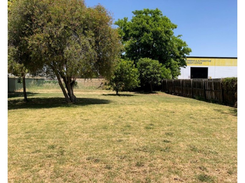 1 Herbert Road, East Bunbury WA 6230