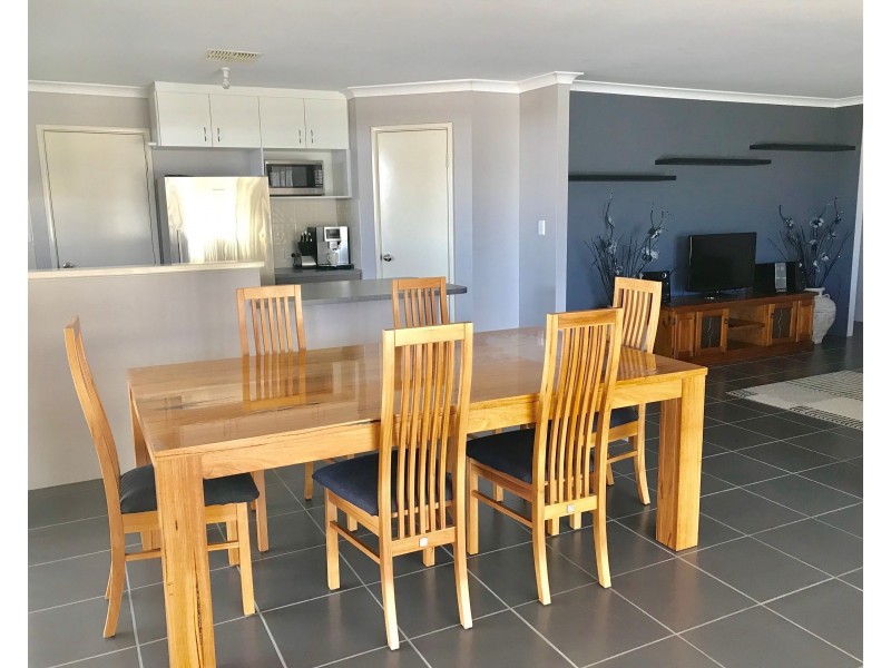 14 Sheriff Fairway, Dalyellup WA 6230