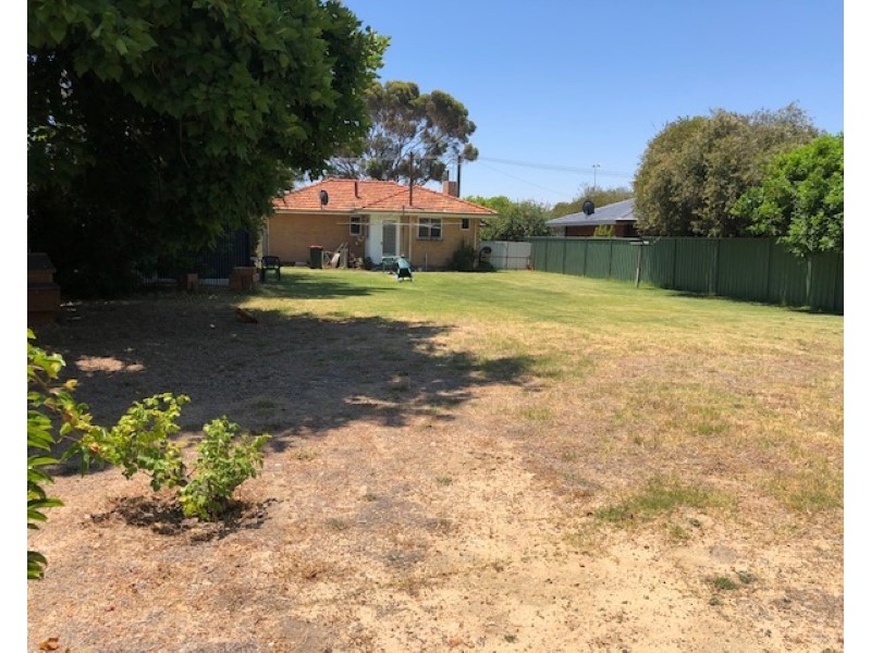 3 Herbert Road, East Bunbury WA 6230