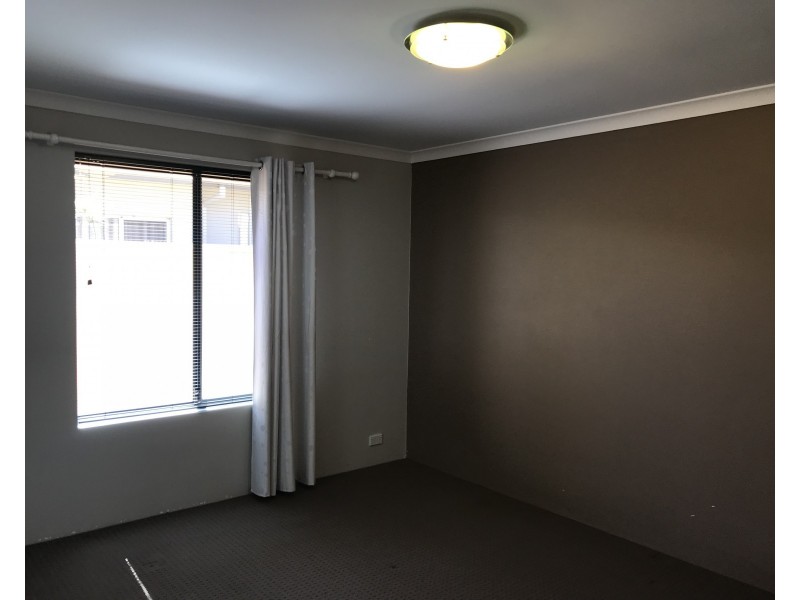 12 Seguret Parkway, Yalyalup WA 6280