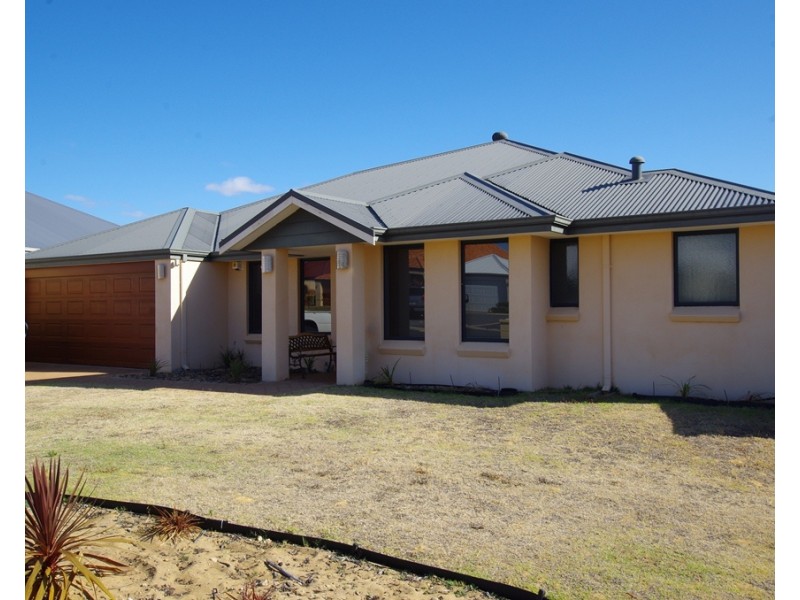 13 Tonkin Fairway, Dalyellup WA 6230