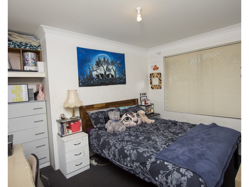 14 Whitley Place, Withers WA 6230