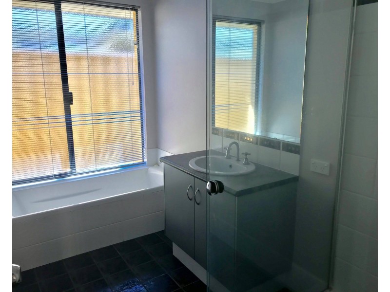 5 Ballarat Ct, Eaton WA 6232