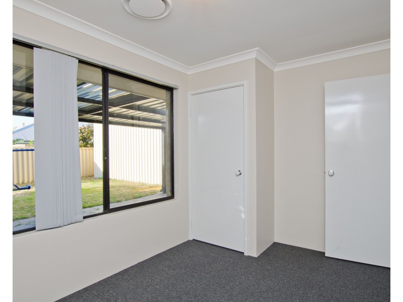 9 Chamberlain Grove, Millbridge WA 6232