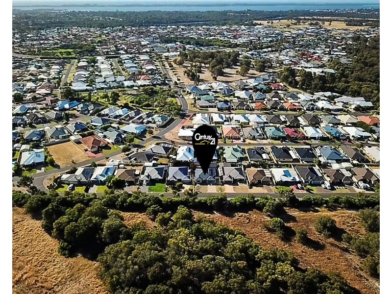 9 Chamberlain Grove, Millbridge WA 6232