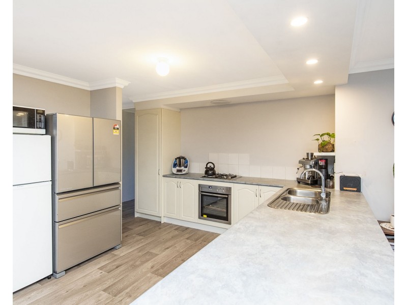 62 Macquarie Drive, Australind WA 6233